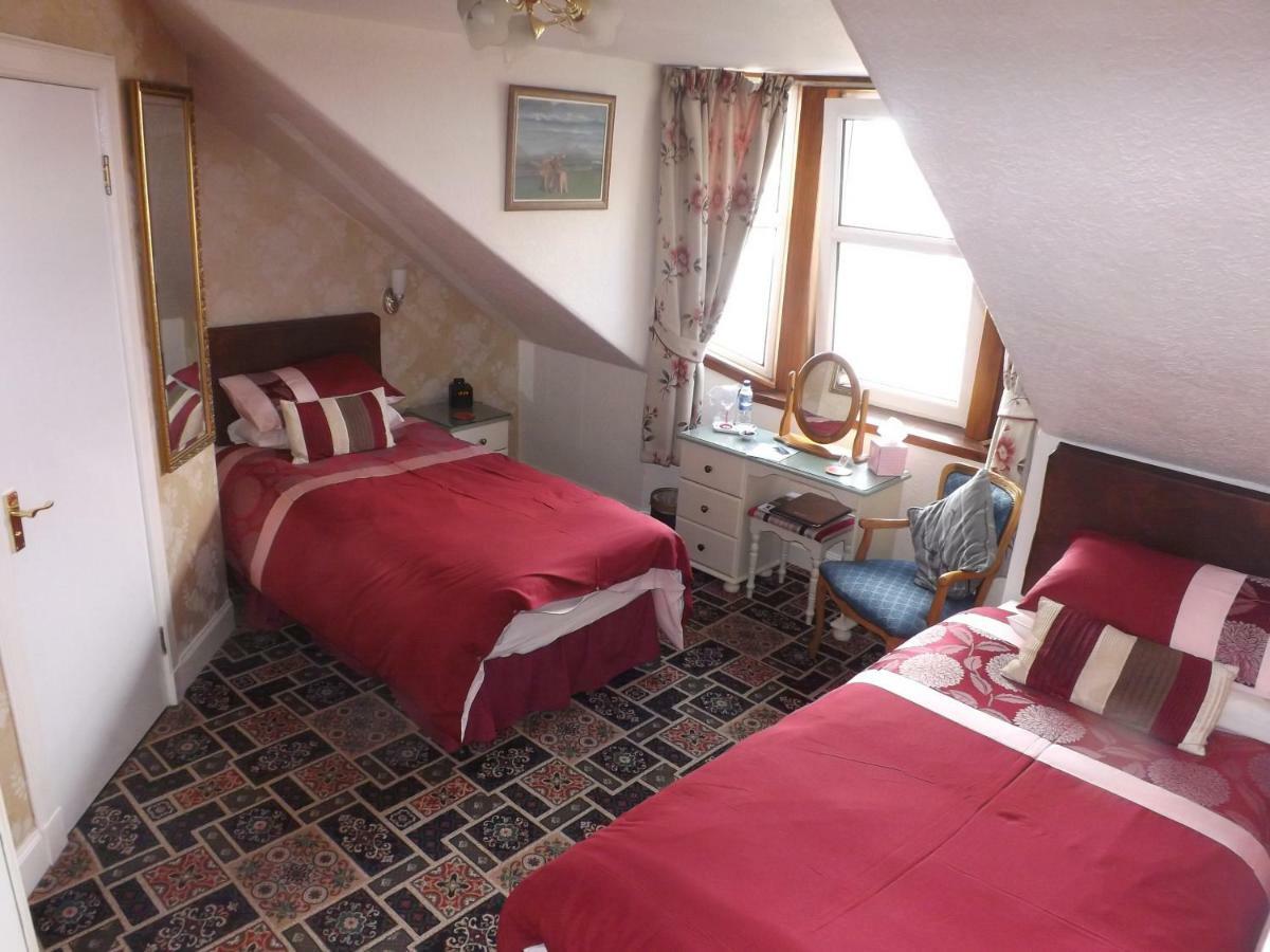 Almond Villa Guest House Perth Buitenkant foto